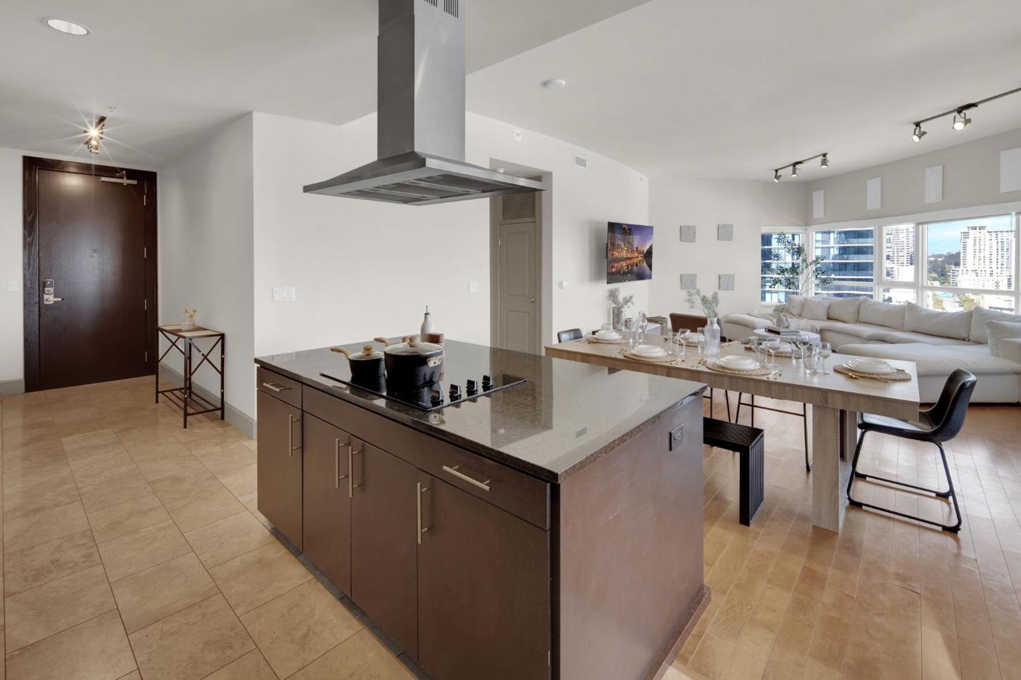 Highrise Retreats 5*
