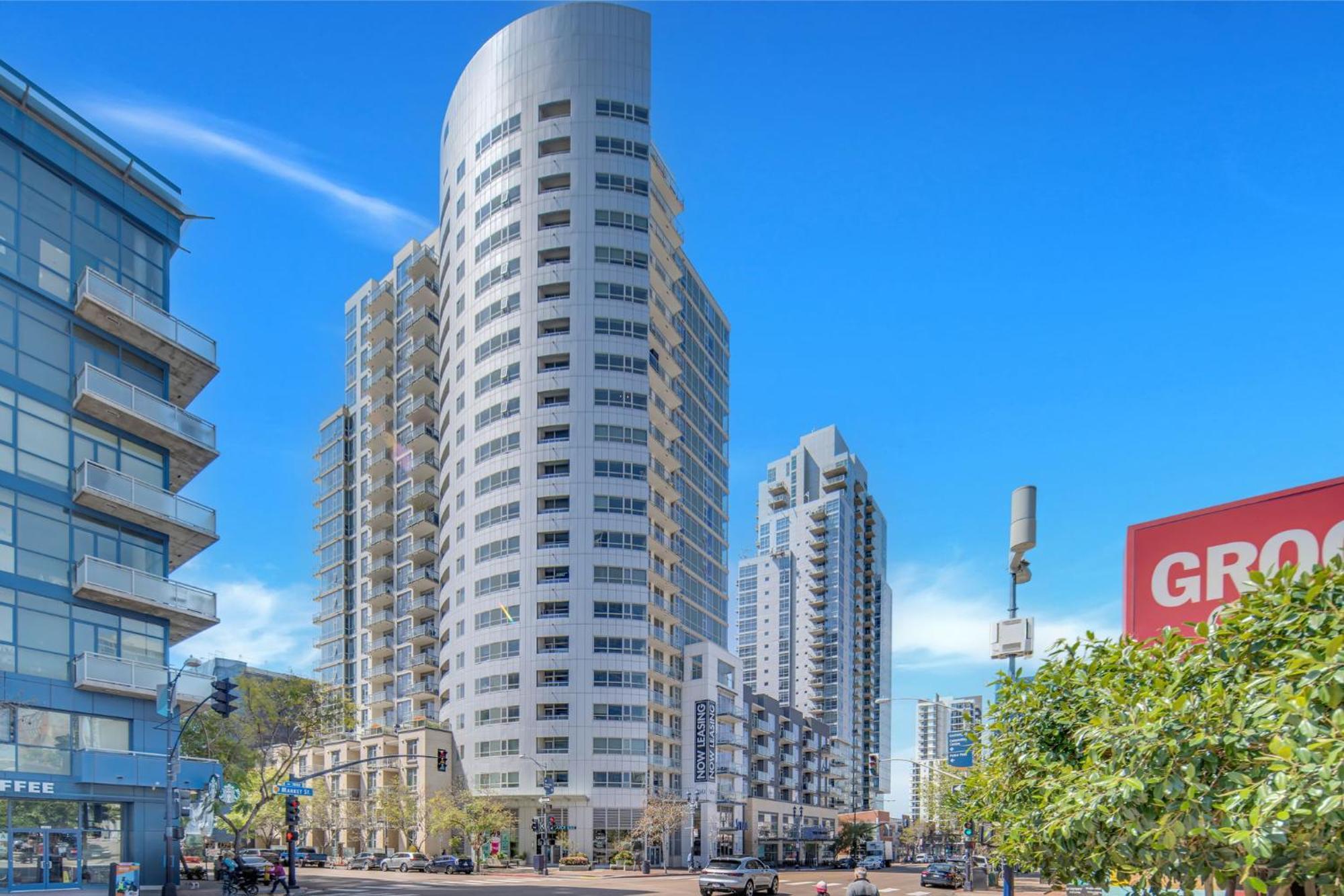 Highrise Retreats Hotel